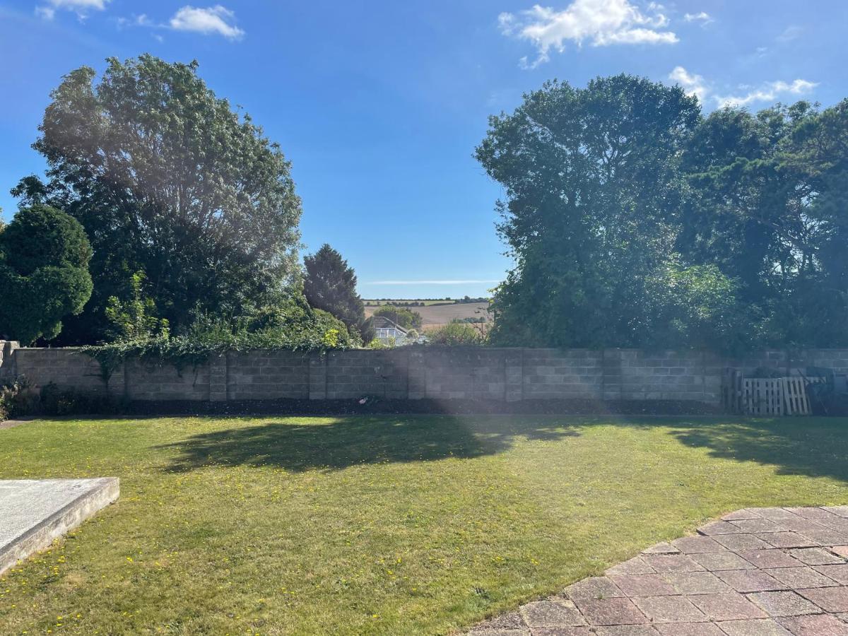 Fab Stay Uk - Coastal And Country Retreat With Free Secure Off Road Parking Minutes From Both Dover And Deal ภายนอก รูปภาพ