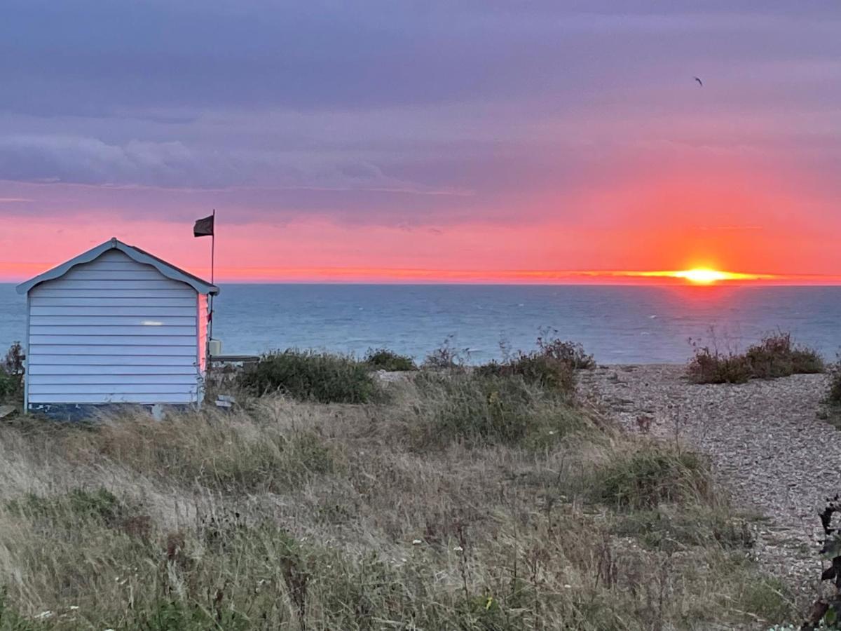Fab Stay Uk - Coastal And Country Retreat With Free Secure Off Road Parking Minutes From Both Dover And Deal ภายนอก รูปภาพ