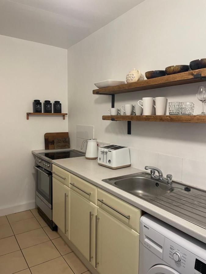 Fab Stay Uk - Coastal And Country Retreat With Free Secure Off Road Parking Minutes From Both Dover And Deal ภายนอก รูปภาพ