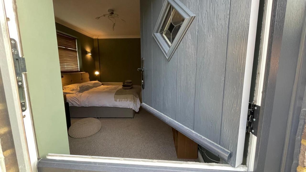 Fab Stay Uk - Coastal And Country Retreat With Free Secure Off Road Parking Minutes From Both Dover And Deal ภายนอก รูปภาพ